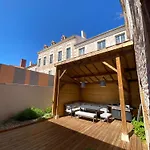 La Maison Des Filles *