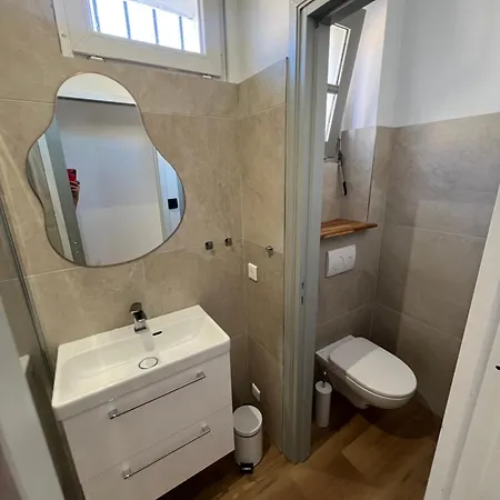 La Maison Des Filles * Agen